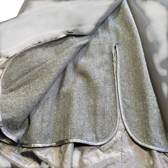 Saks Fifth Avenue Vintage Trench Coat Size 6 - Picture 12 of 12